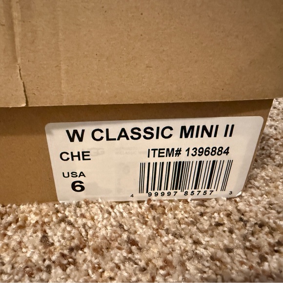 UGG Women’s Classic Mini II - Picture 8 of 9